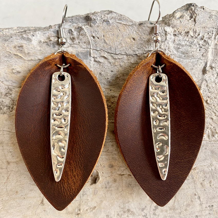 Metal Bar Leather Leaves Earrings